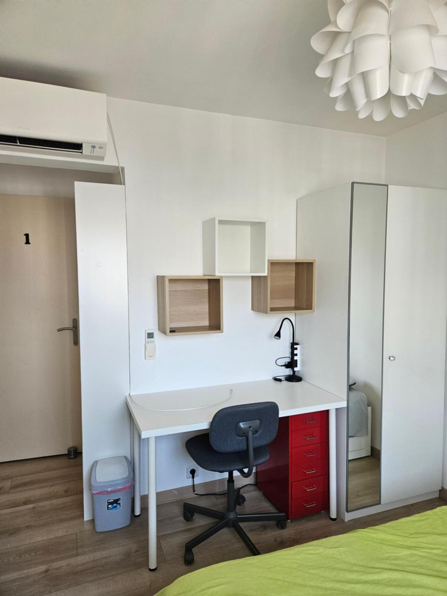 Chambre En Colocation Fille, Proche Mer, Climatisation Toulon Exterior foto